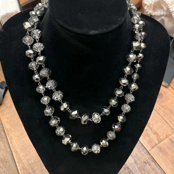 Beautiful Necklace - Picture 1 of 6